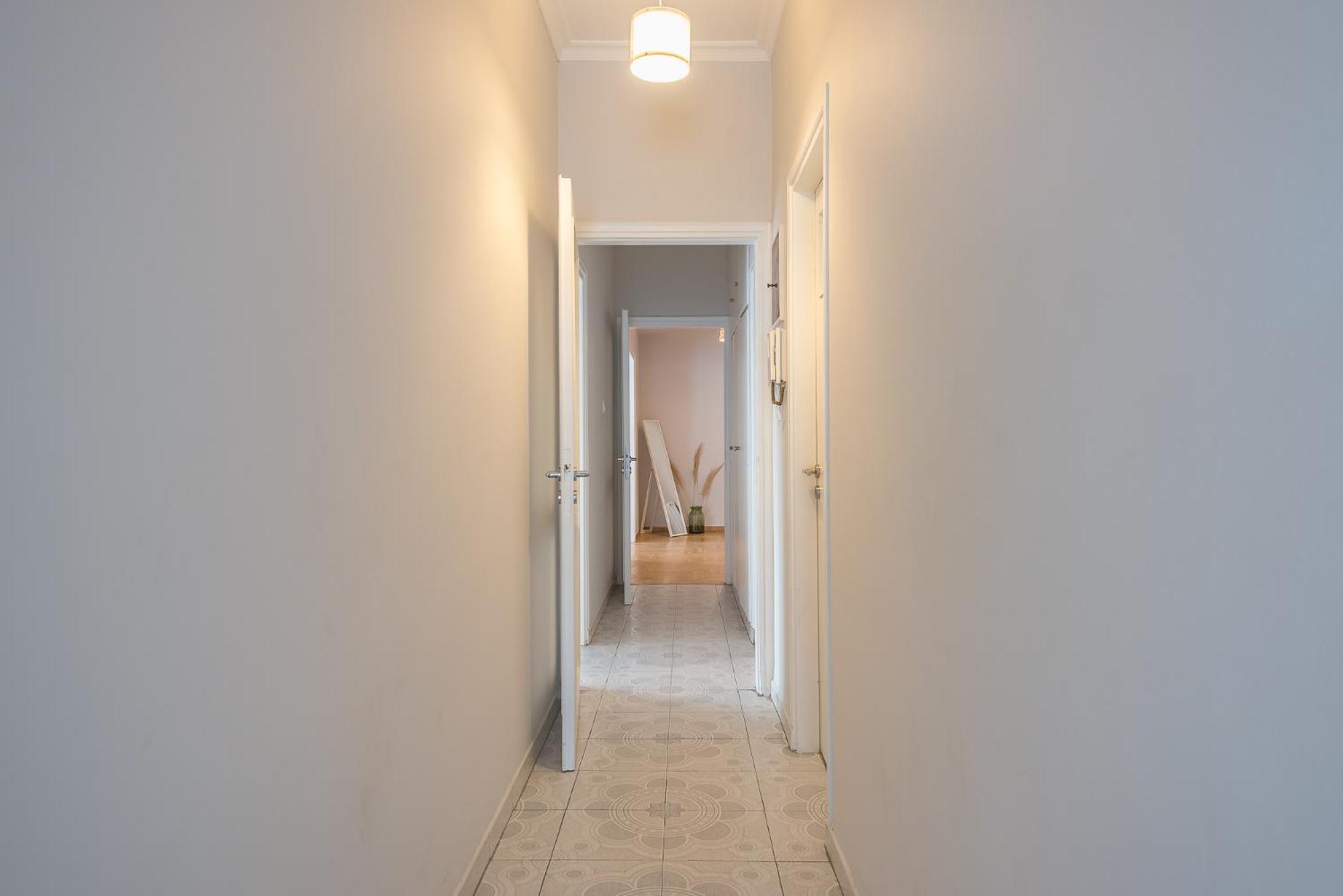 Spacious 2Bds Apt With Acropolis View In Center Ateny Zewnętrze zdjęcie
